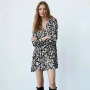 Zara Black and White Floral Long Sleeve Mini Dress Size Small